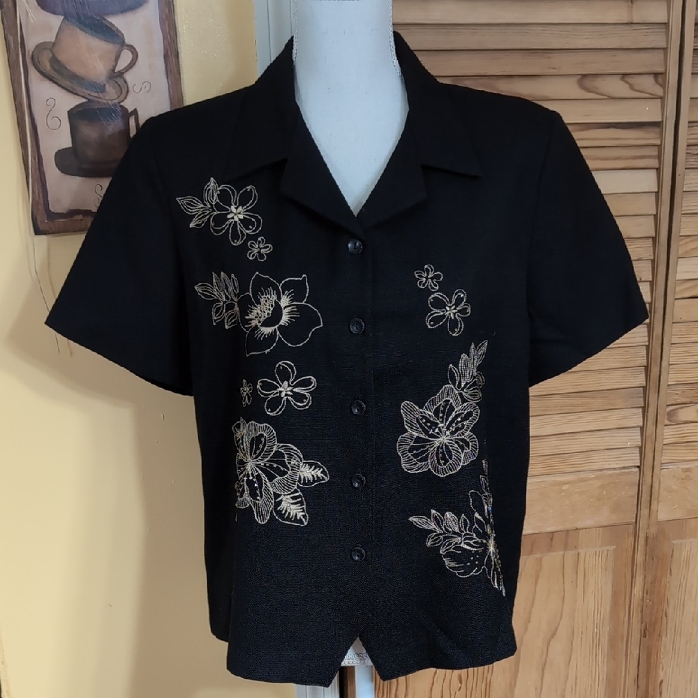 Alfred Dunner Black Floral Embroidered Embellished Beads Button Down Shirt 12